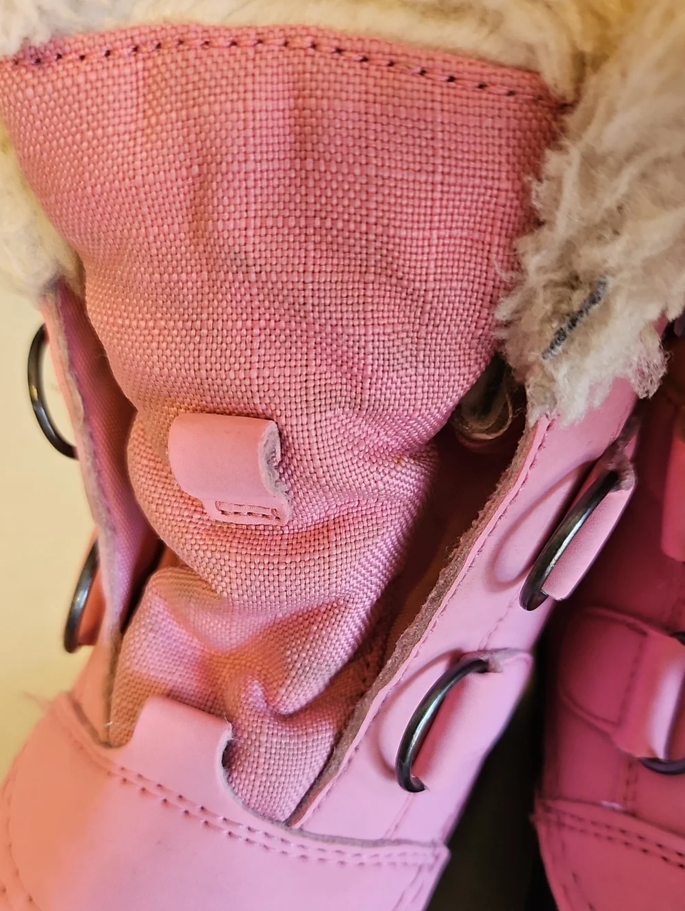 Cat & Jack Pink Snowboots